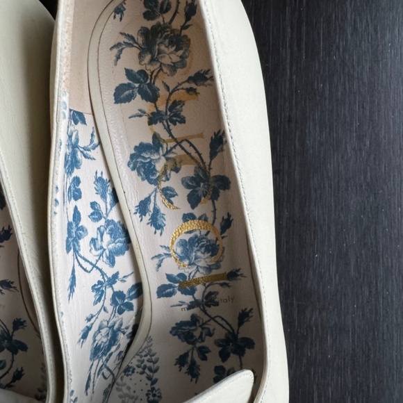 GUCCI Wonens Shoes - Picture 7 of 11